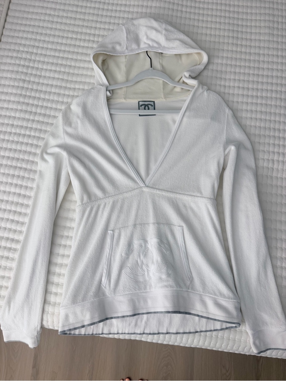 CHANEL White V-Neck Terry Hoodie with Embossed CC Pocket